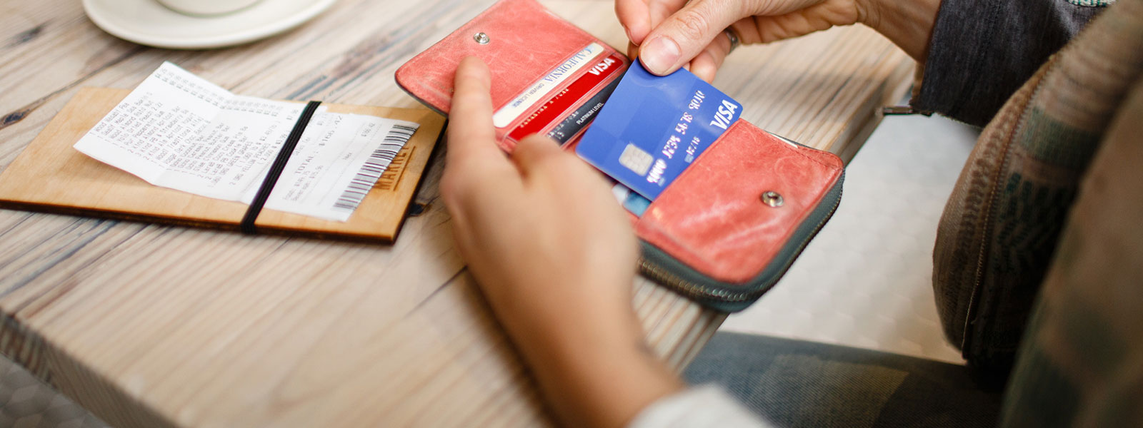 wallet shopping with Visa